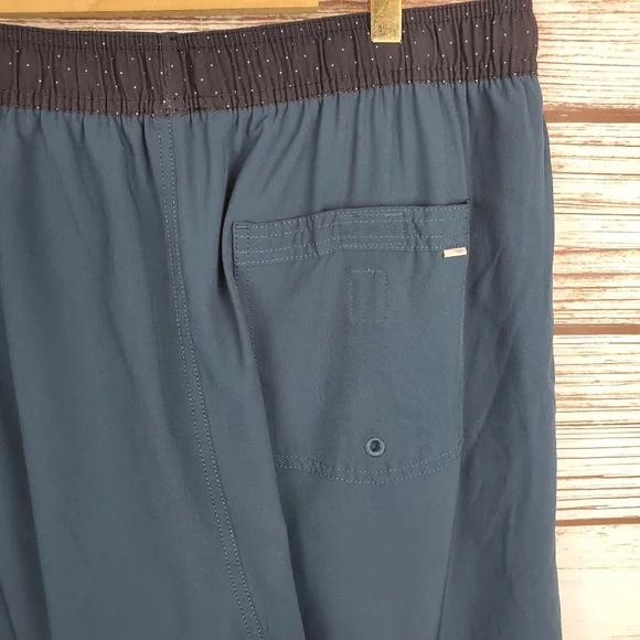 Vuori Mens XL Indigo 7" Lined Core Athletic Shorts                           #79 - Picture 9 of 12